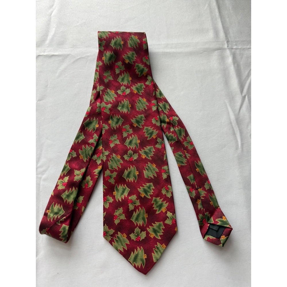 Jos. A. Bank Christmas Tree Necktie Holiday Party All Silk Handsewn USA